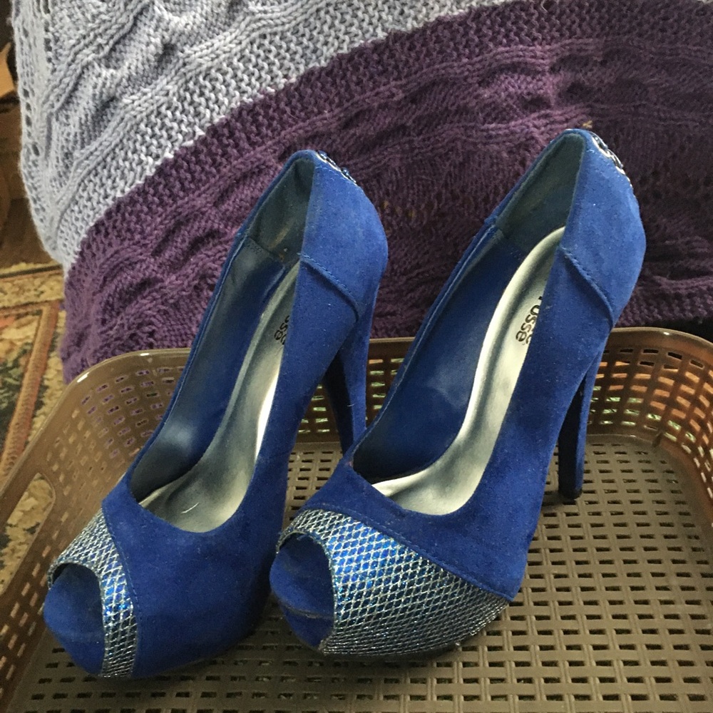 Charlotte Russe Blue suede pumps